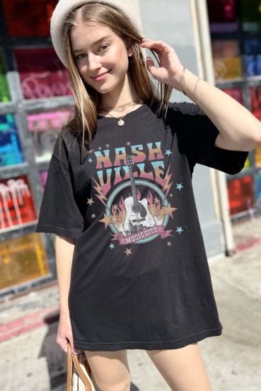 NASHVILLE GRAPHIC OVERSIZED TEES