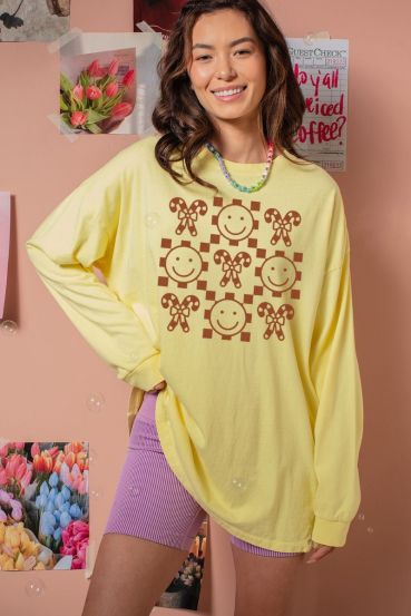 CHRISTMAS SMILEY OVERSIZED LONG SLEEVE GRAPHIC TEE