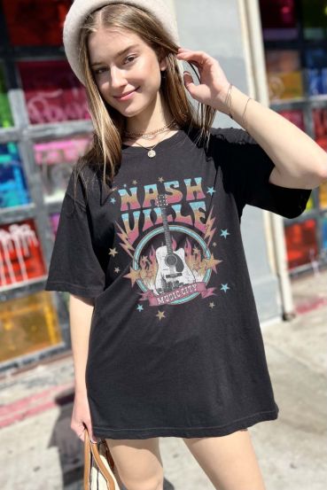 NASHVILLE GRAPHIC OVERSIZED TEES